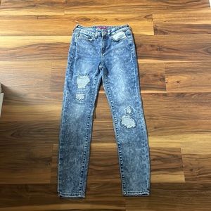 SO vintage high rise ankle skinny jeans with fake rips.